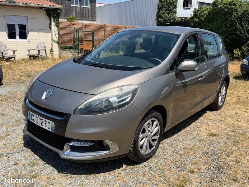 Renault Scenic 110ch 1.5 DCI (image 1)