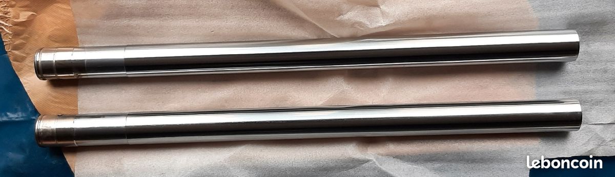 Jeu tubes de fourche neufs Yamaha XT 600 Super Ténéré (image 1)