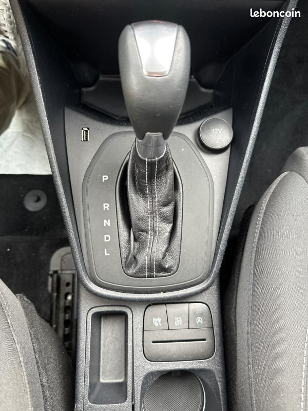 Ford Fiesta 1.0 ECOBOOST - 125 BV DCT S&S TITANIUM (image 30)