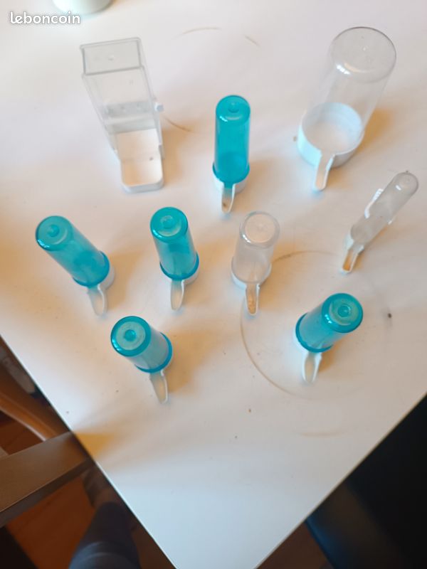 Vend buvette pour oiseaux (image 1)