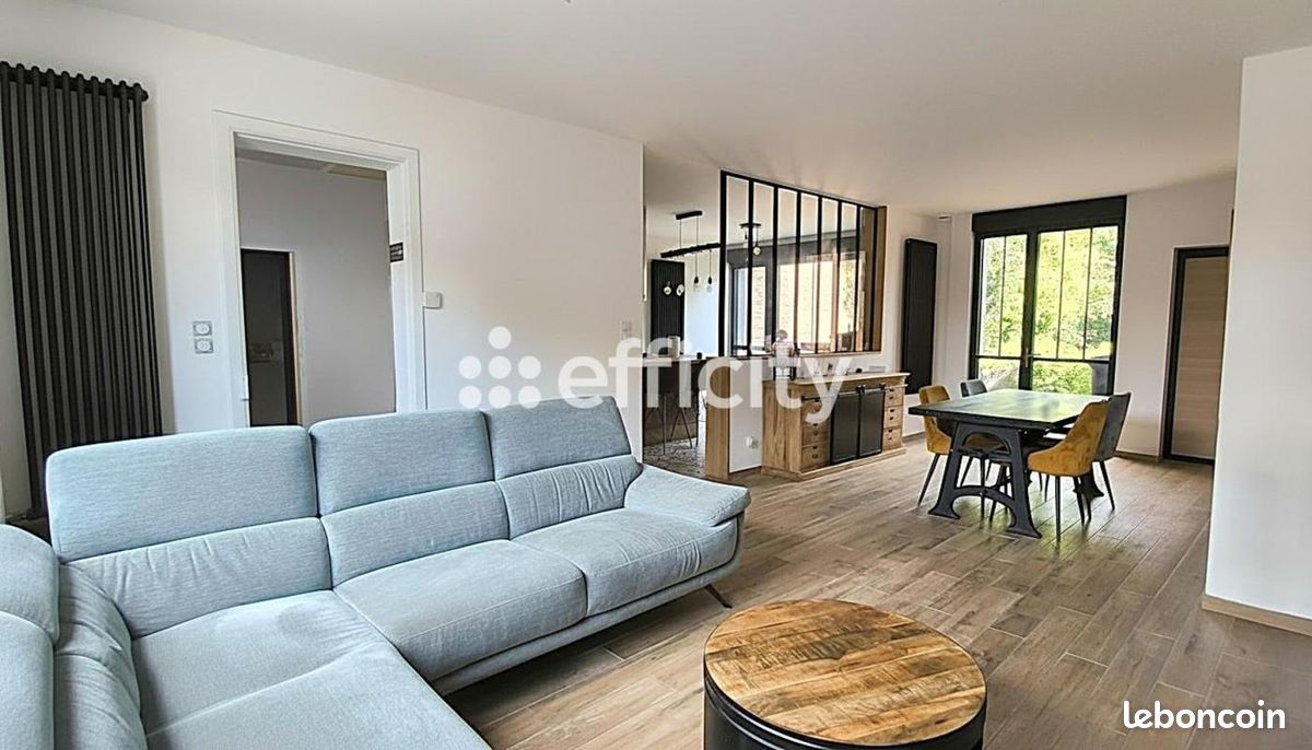 Maison 6 pièces 121 m² · à Valenciennes · 121 m² · 210 000 €
