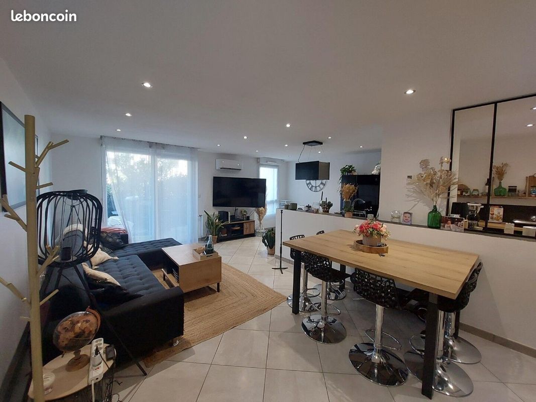 Appartement 4 pièces 73 m² · à Saint-Fons · 73 m² · 1 039 €/mois