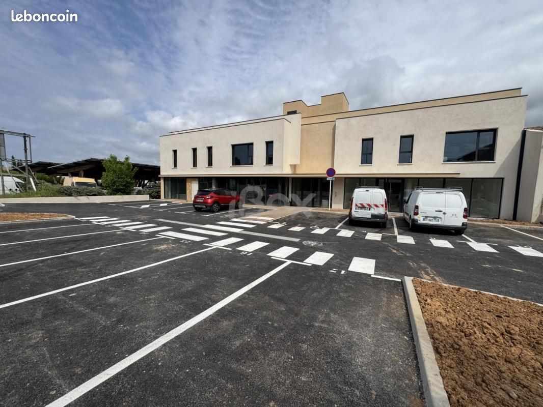 Bureaux 70 m² (image 2)