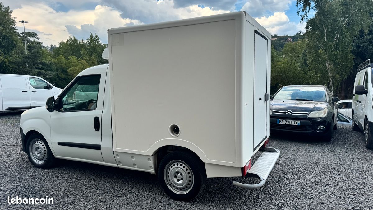 FIAT Doblo Cargo III 1.3 MJTD 90 cv Frigorifiques (image 3)