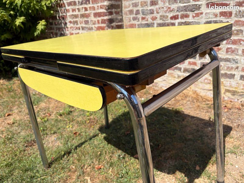 Table en Formica jaune (image 9)