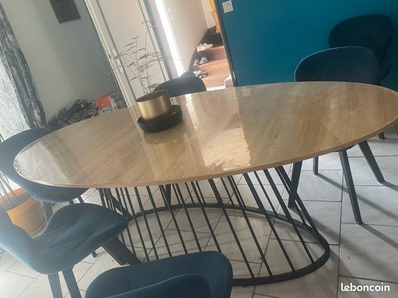 Table ovale (image 2)