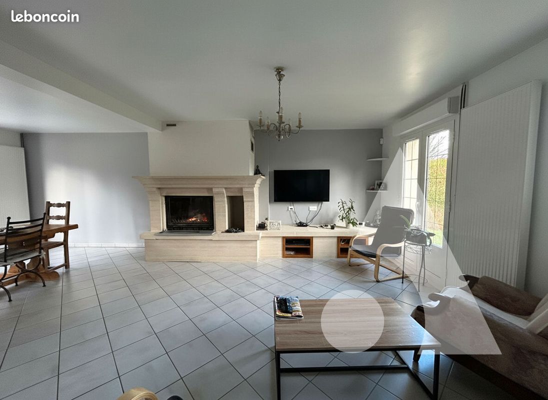 Maison 7 pièces 145 m² · à Saint-Léger-aux-Bois · 145 m² · 299 000 €