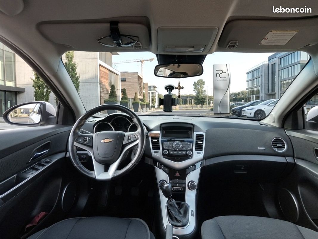 CHEVROLET Cruze 1.6i 124cv (image 3)