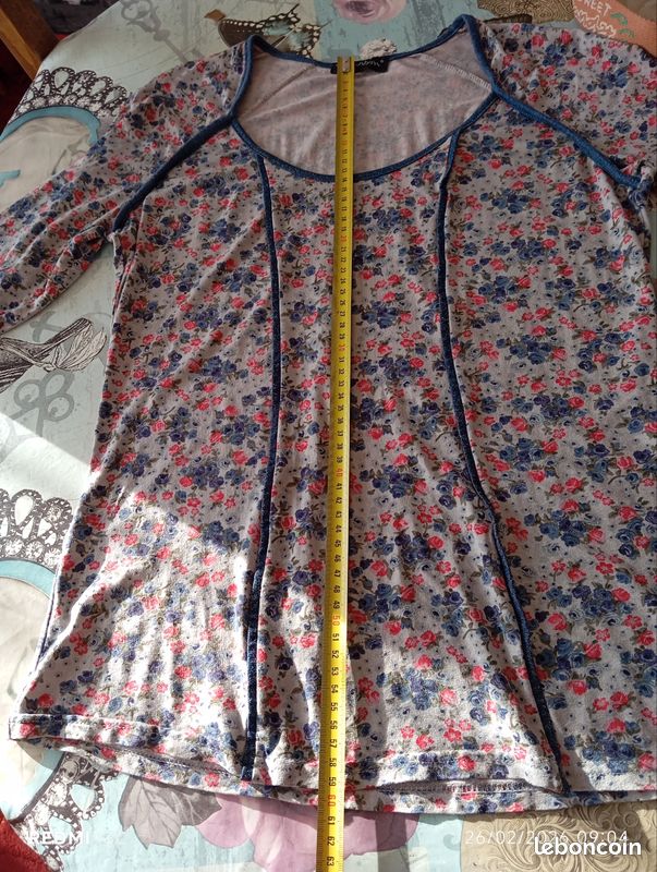 Lot De 2 Hauts Femmes Vintage Taille 38 - En Viscose à Motifs Floraux, Style Bohème, Très Bon état