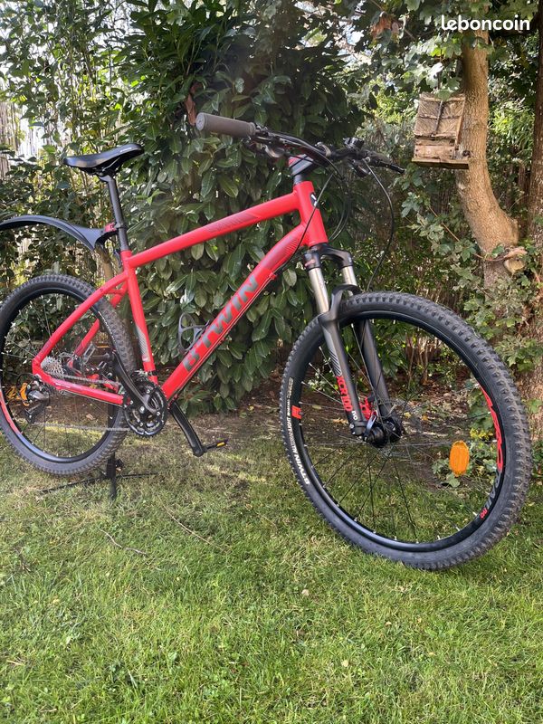 Très beau VTT Decathlon B'TWIN Rockrider 540 XL Vélos
