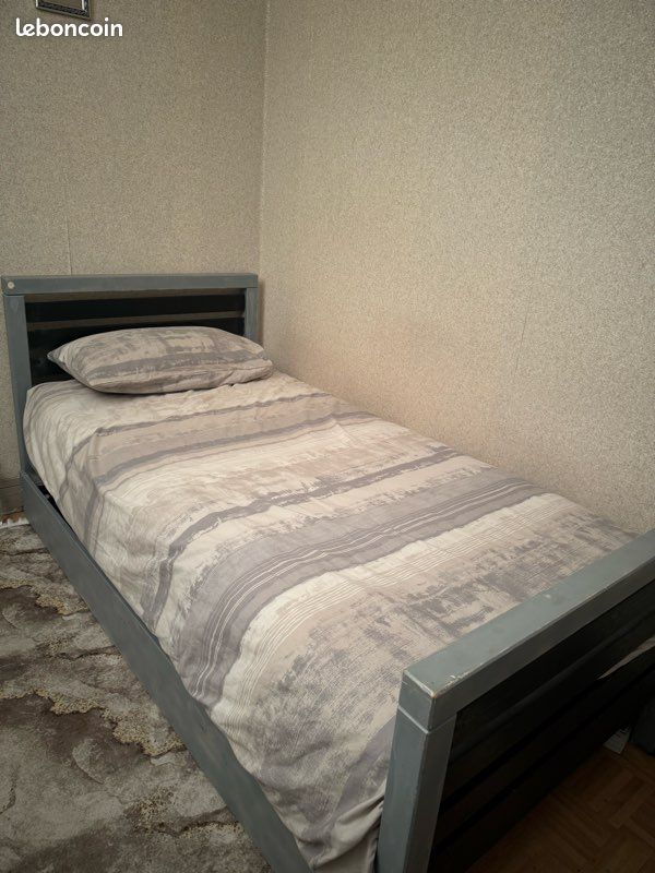Lit 1 place avec matelas (image 1)