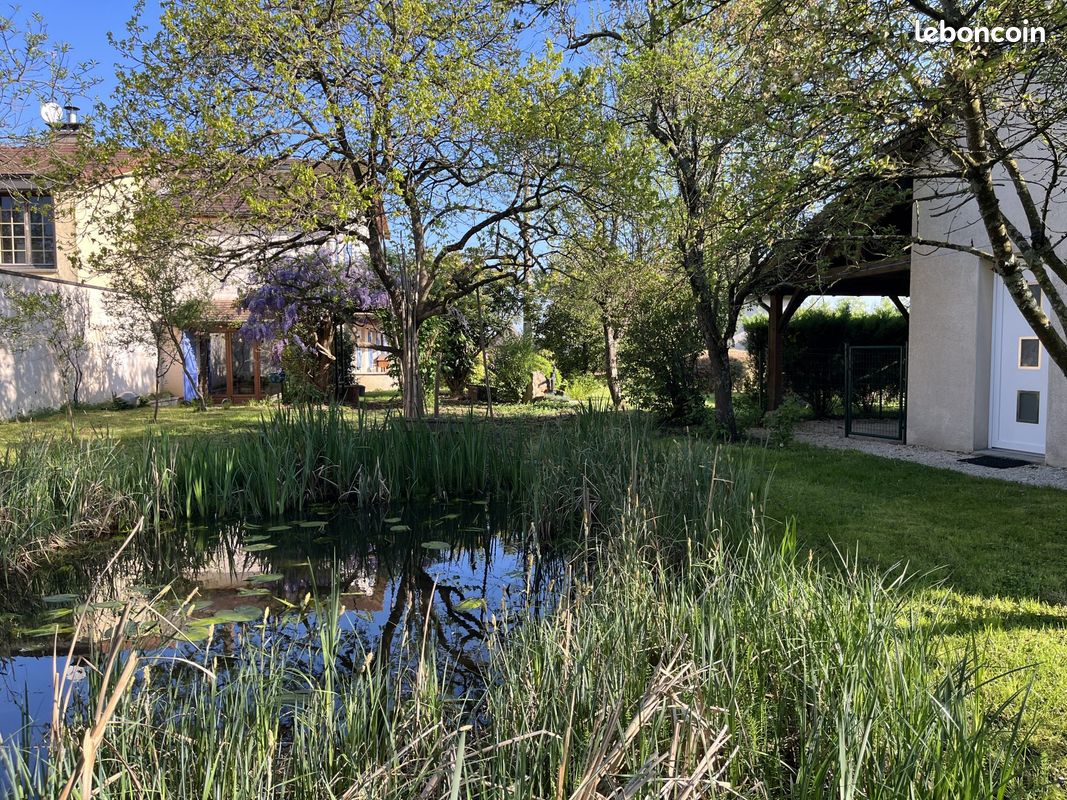 Maison 11 pièces 190 m² · à Sennecey-le-Grand · 190 m² · 327 000 €