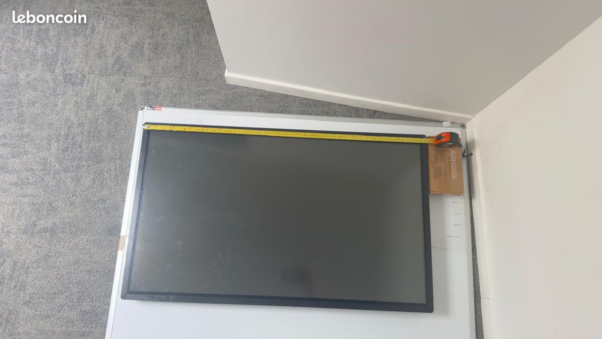Iiyama Pro Lite TF4338MSC écran tactile 43 pouces PLT4338 TF4338MSC-B1AG professionnel (image 1)