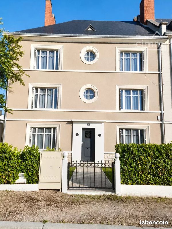 Immeuble 10 pièces 292 m² · à Blois · 292 m² · 830 000 €