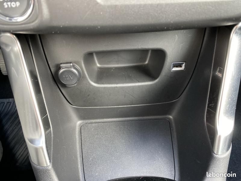 Citroen C3 Aircross PureTech 110ch S&S Shine (image 23)