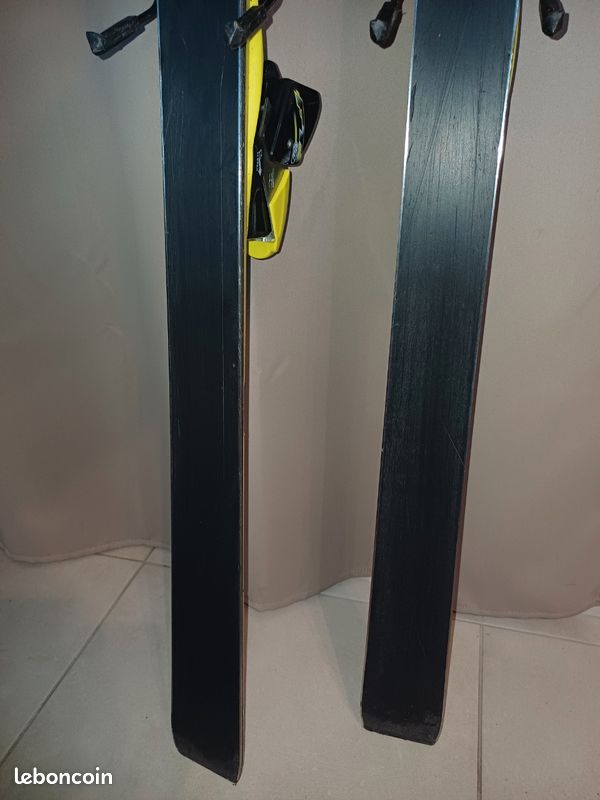 Paire de ski 1,84m + batons (image 3)