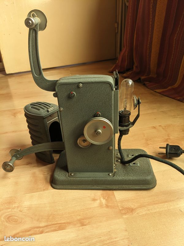 ② Projecteurs de Film pour des Projections de Qualité | | Page 2