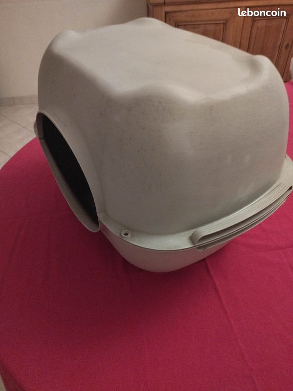 Panier en plastique pour chat avec couvercle (image 3)
