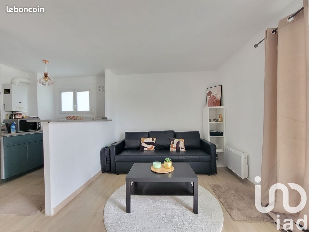 Studio 1 pièce 25 m² (image 2)