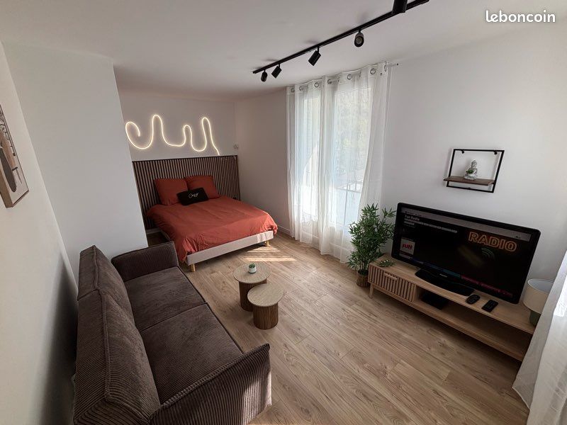 Appartement 1 pièce 34 m² · à Saint-Égrève · 34 m² · 700 €/mois
