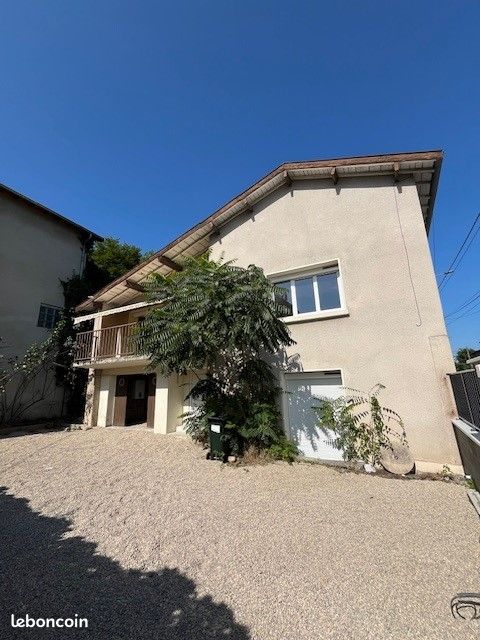 Maison a louer rillieux-la-pape - 5 pièce(s) - 130 m2 - Surfyn