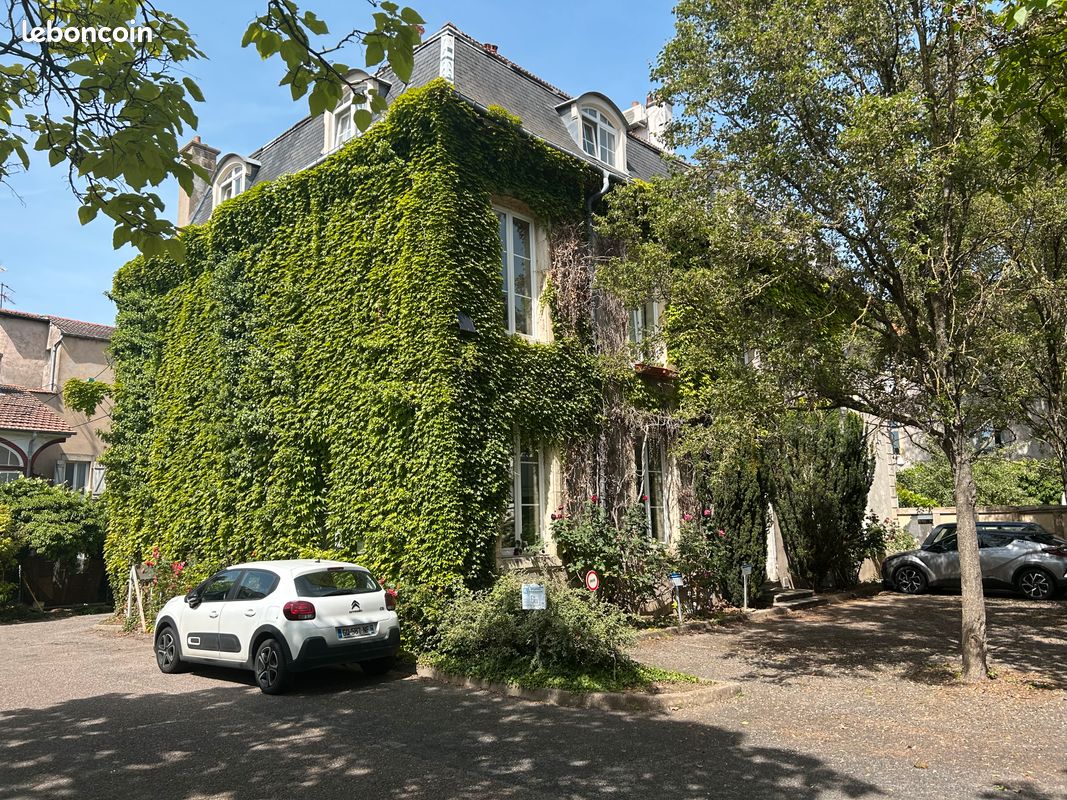 Appartement 4 pièces 110 m² · à Nancy · 110 m² · 1 200 €