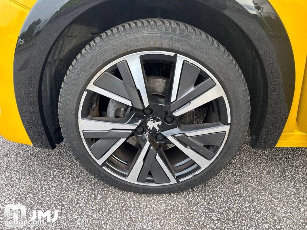 PEUGEOT 208 PureTech 100 S&S BVM6 GT (image 11)