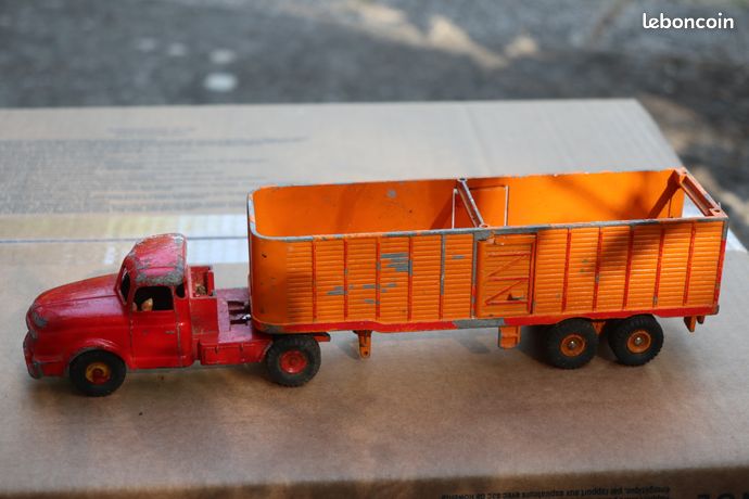 DINKY TOYS, camion semi remorque willem complet et d'origine