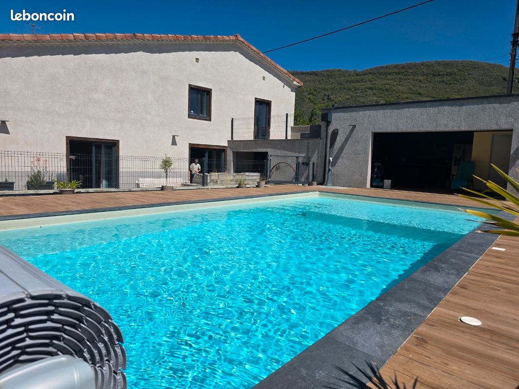 Maison 11 pièces 295 m² · à Foix · 295 m² · 350 000 €