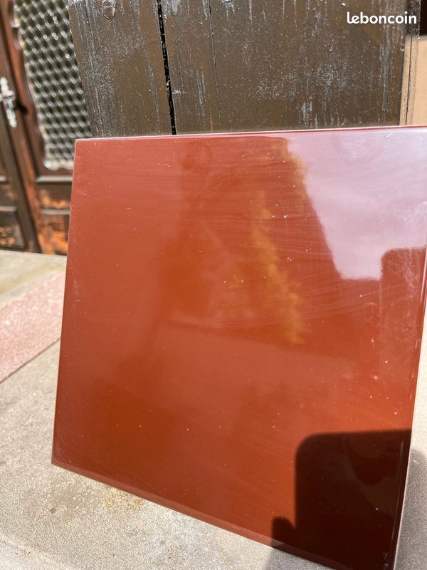 Carrelage émaillé couleur marron (image 2)