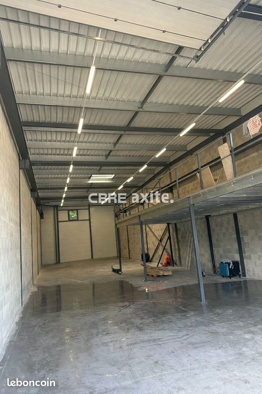 LOCAL D'ACTIVITE 340 m² VILLAZ (image 2)