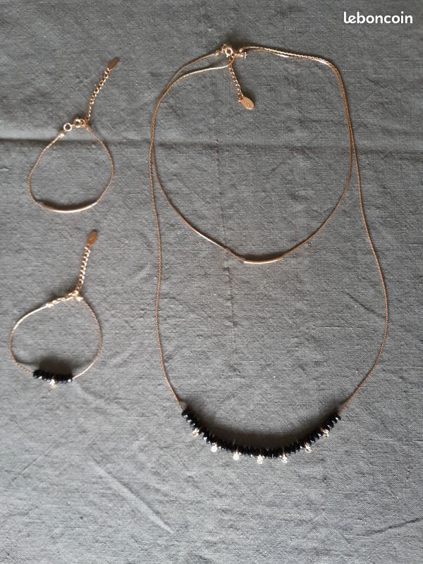 Collier et bracelet noir et or (image 1)