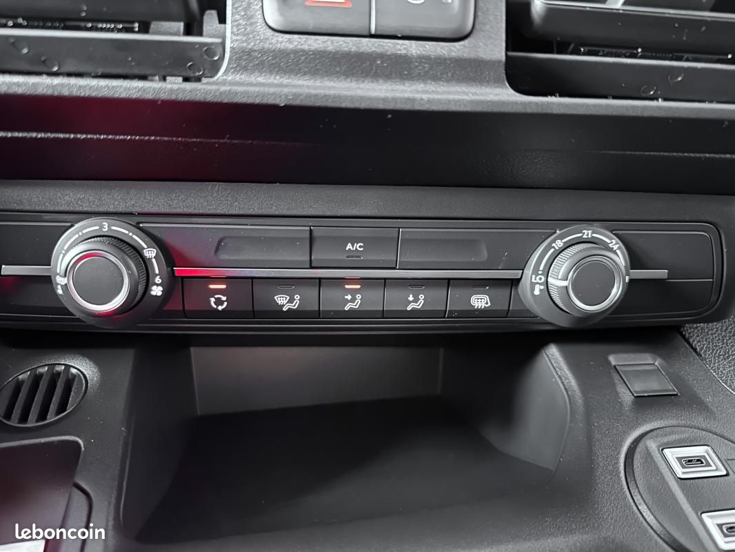 Citroën Berlingo VAN 3PL BLUEHDI 130CH -32% NEUF EAT8 S&S CARPLAY REGUL DAB FULL LED CABINE EXTENSO (image 28)