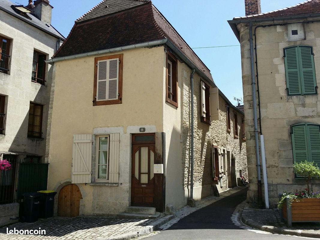 Maison 4 pièces 102 m² · à Châtillon-sur-Seine · 102 m² · 630 €/mois