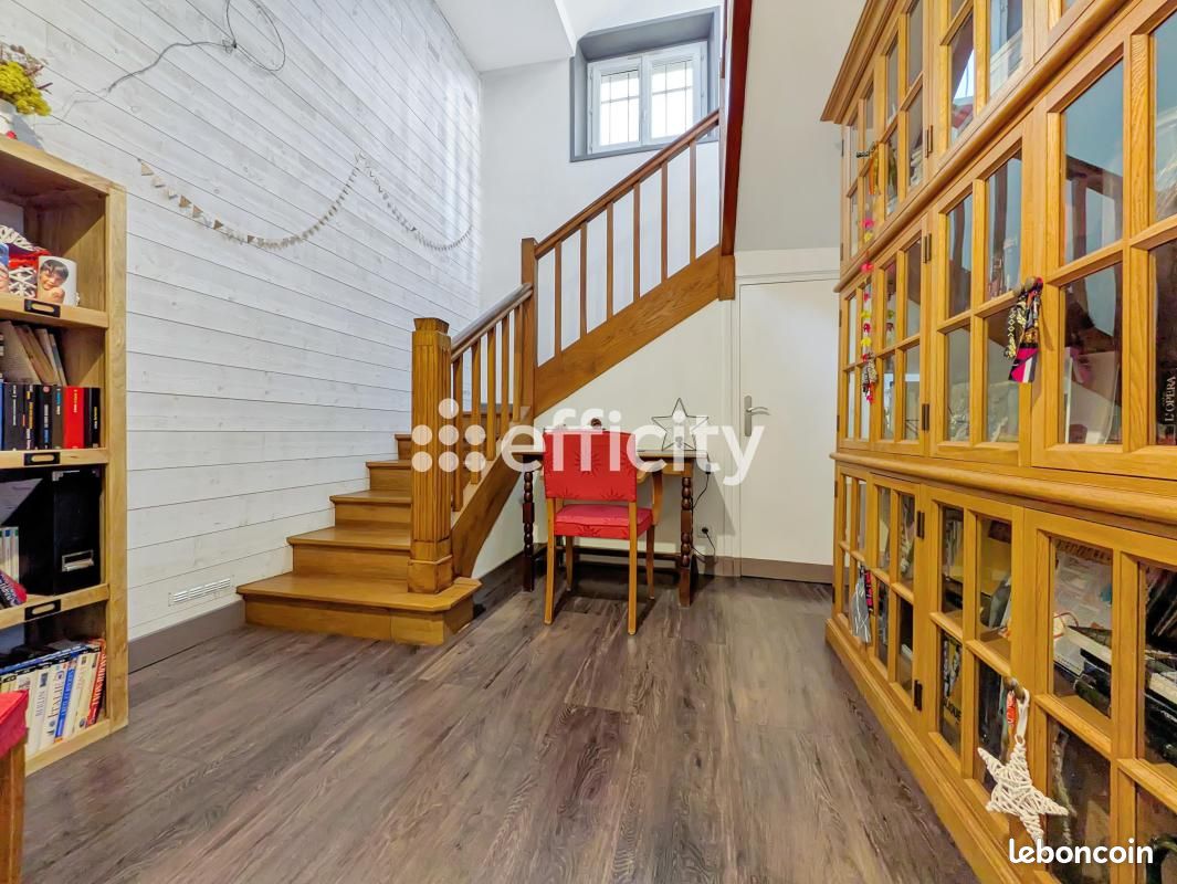 Maison 5 pièces 140 m² · à Limoges · 140 m² · 299 000 €