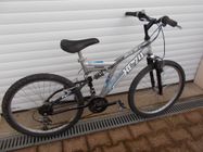 Vtc btwin original 500 s 24 pouces Enfant 8-12 ans Fourche suspendue 6 vitesses Garde boue