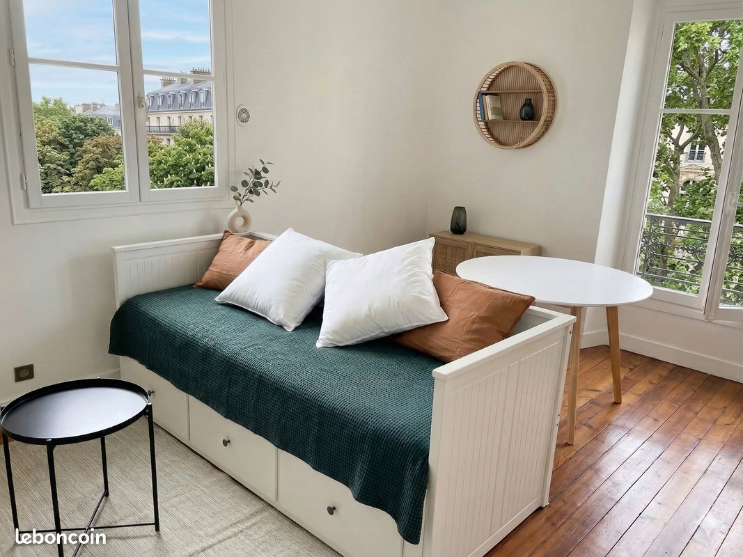 Appartement 1 pièce 21 m² · à Versailles · 21 m² · 810 €/mois