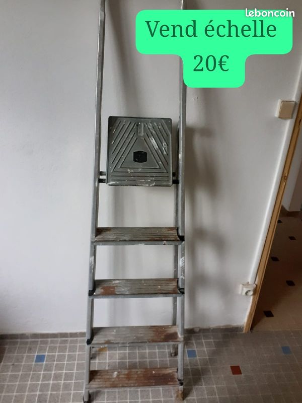 A vendre échelle (image 1)