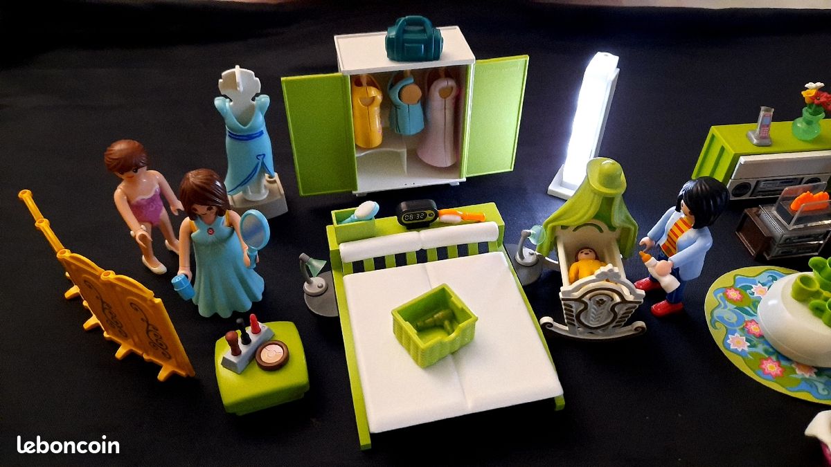 Chambre des parents playmobil +salon (image 1)