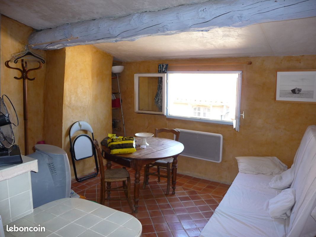 Appartement 1 pièce 21 m² · à Aix-en-Provence · 21 m² · 640 €