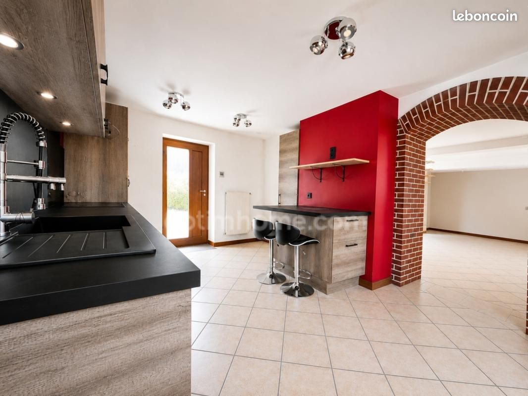 Maison 5 pièces 138 m² · à Hermes · 138 m² · 225 000 €