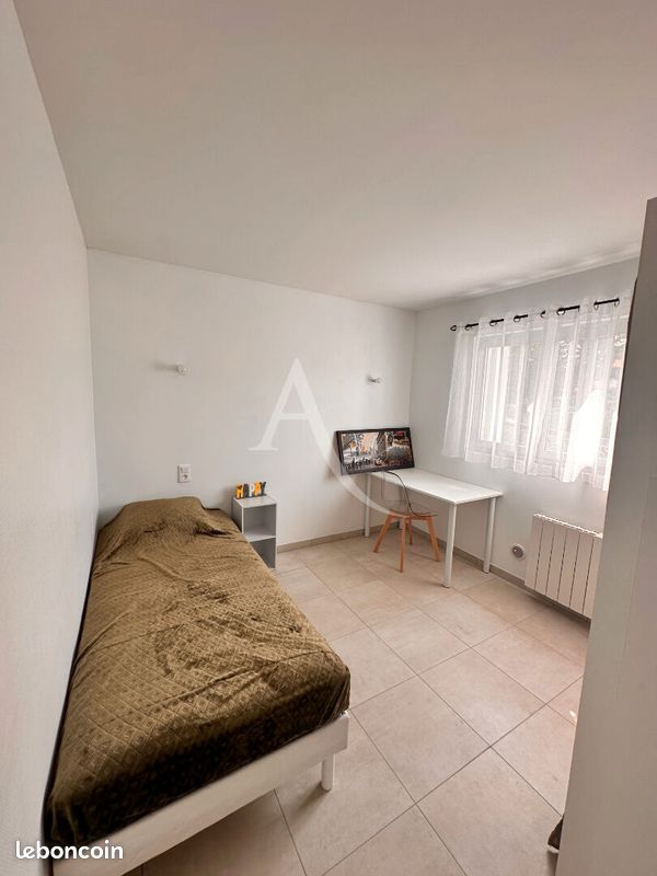Appartement 4 pièces 77 m² · à La Roche-sur-Yon · 77 m² · 420 €