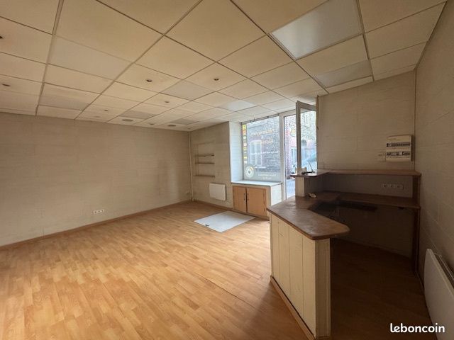 Immeuble 140 m² · à Viriville · 140 m² · 179 000 €
