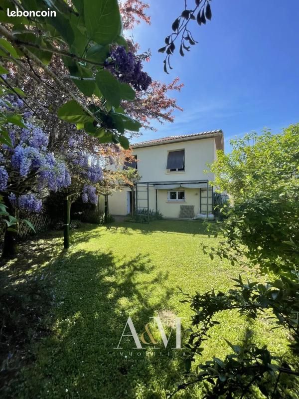 Pavillon 6 pièces 156 m² - Gond-Pontouvre 16160 (image principale 0)