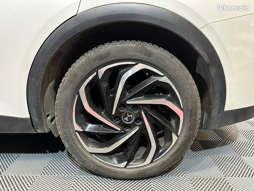 DS DS7 CROSSBACK BUSINESS Hybride E-Tense 1.6L 225CH EAT8 Business (image 31)