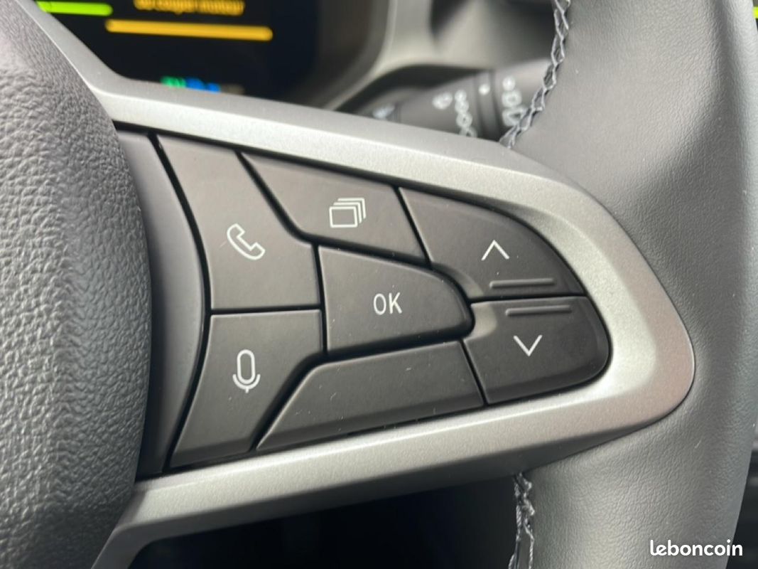 DACIA BIGSTER 1.8 hybrid 155 journey (image 15)