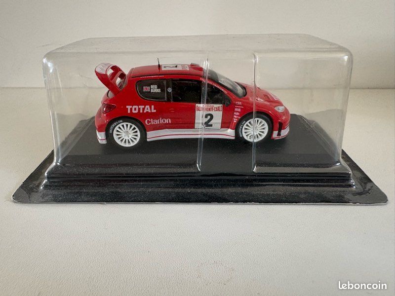 Voitures de courses miniatures Altaya 1:18 Peugeot