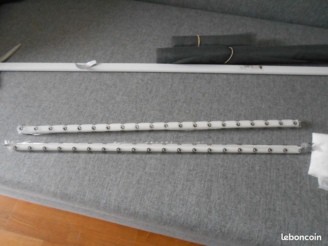 2 tringles à penderie d'armoire de forme ovales de 73,5 de longueur (image 2)