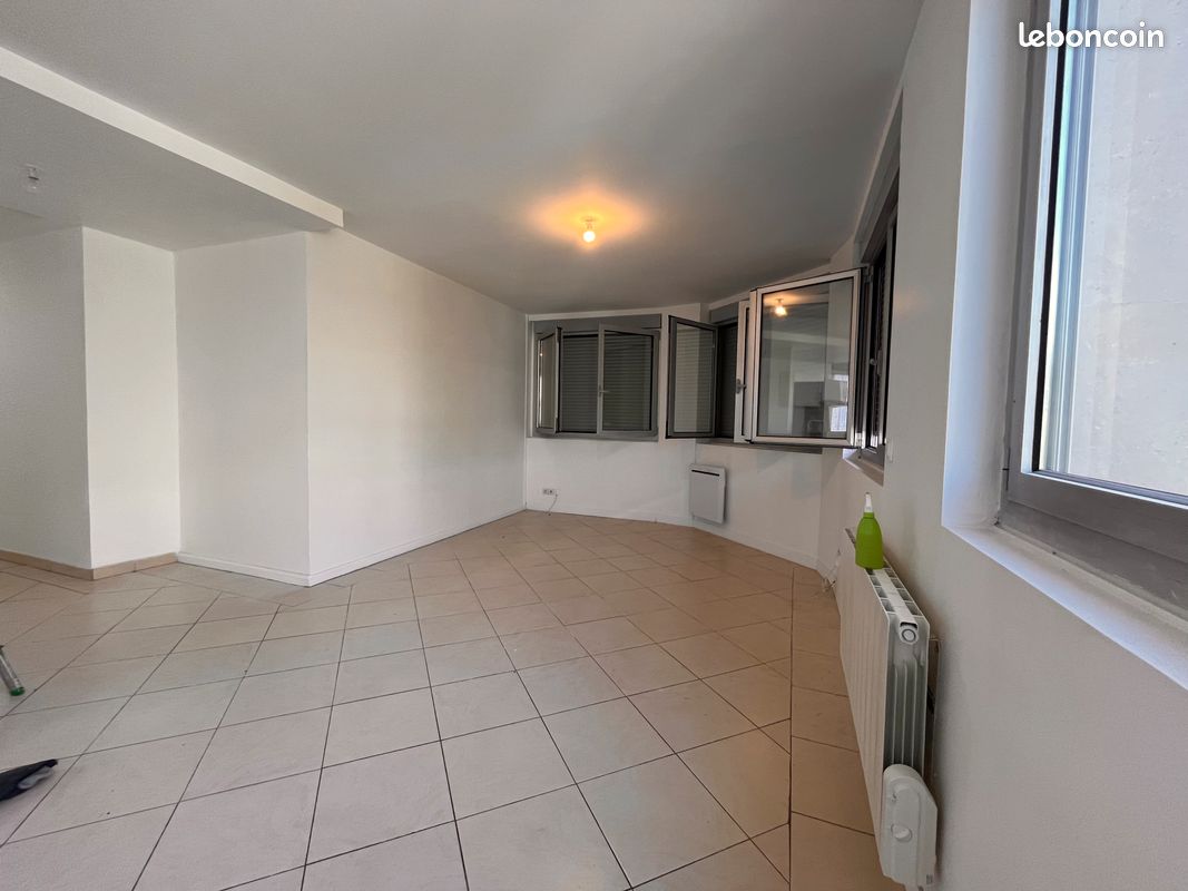 Appartement 3 pièces 66 m² · à Les Mureaux · 66 m² · 900 €/mois