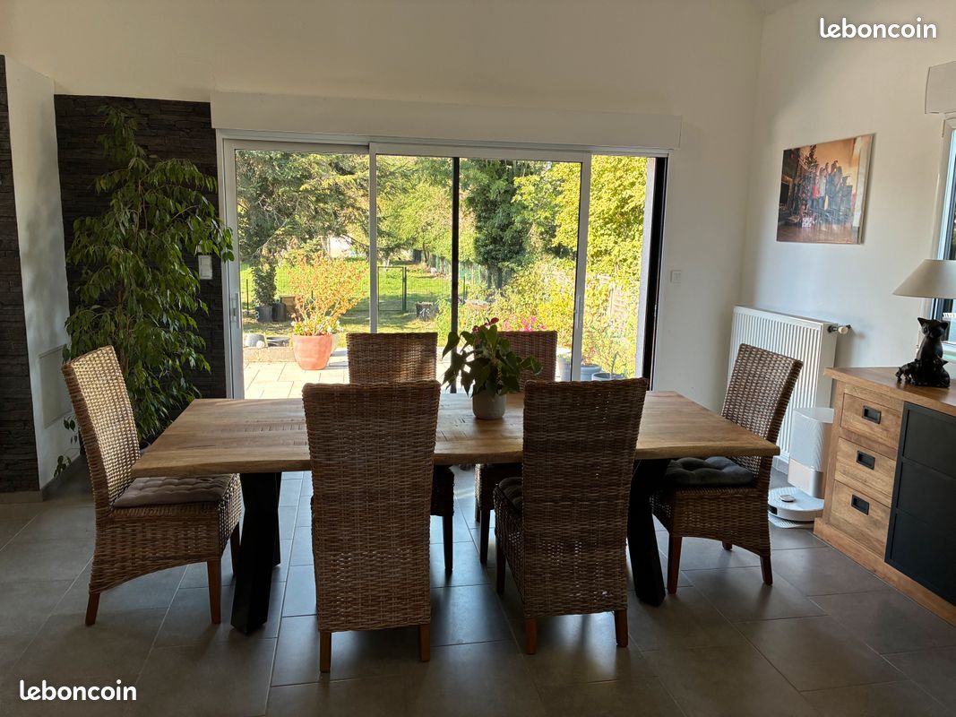 Maison 10 pièces 173 m² · à Crespin · 173 m² · 299 000 €